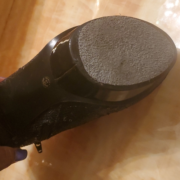 Size 8 black sequin platform booties. - Picture 7 of 9